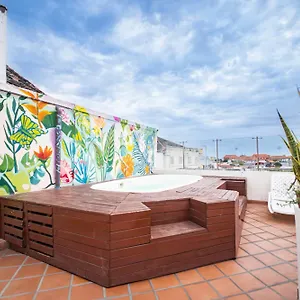 Luka Hotel
